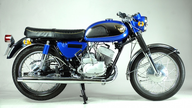 Kawasaki A7 Avenger 350, il vendicatore