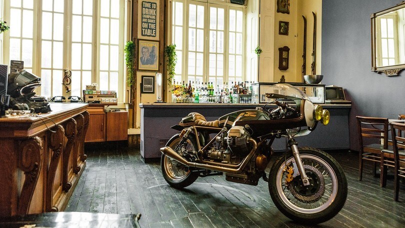 Le preparazioni di Ton-Up Garage, la super-gallery