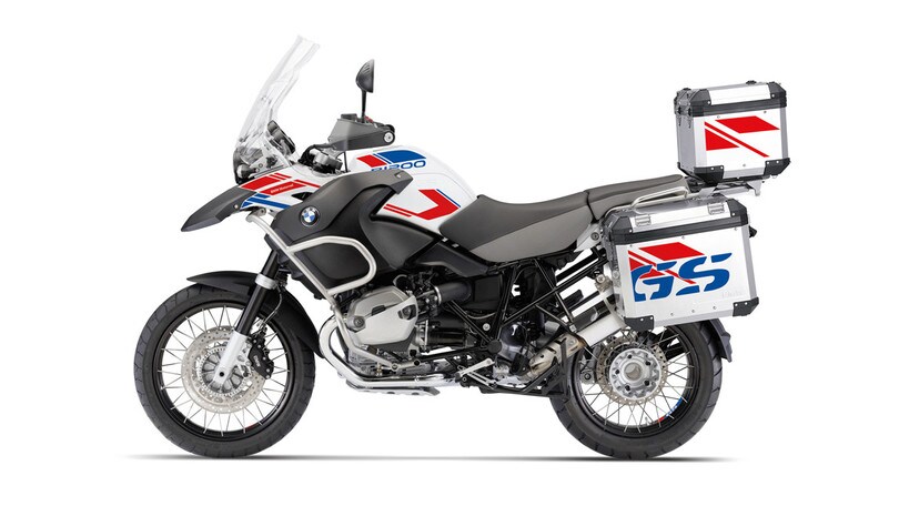 Adesivi ufficiali per la BMW  - LE FOTO