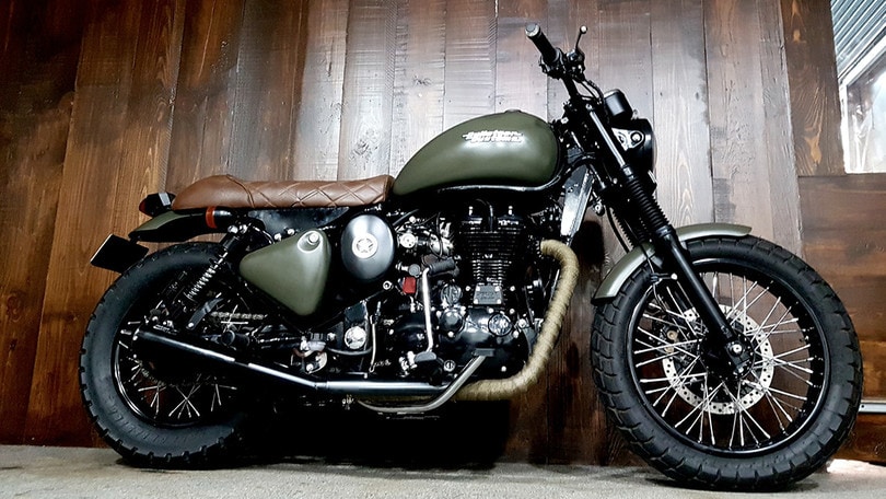 Royal Enfield Desert Storm 500, Bulleteer Customs la trasforma in scrambler