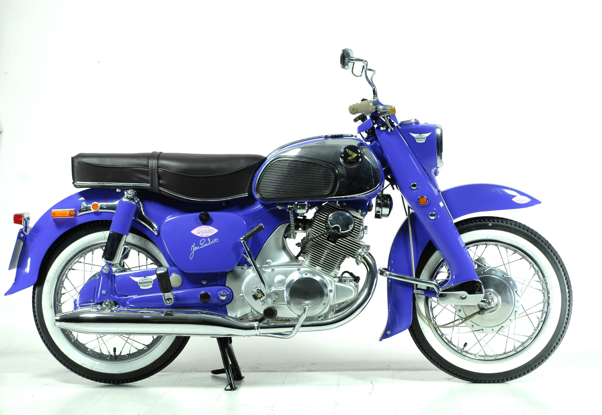 Honda C 72 Dream, un'orientale sconosciuta