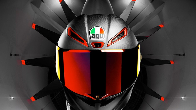 AGV: anteprima del casco K6, novità di EICMA FOTO