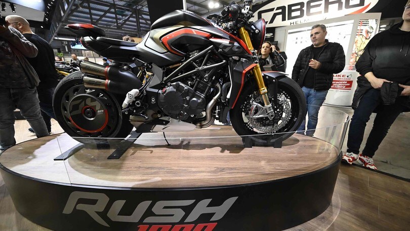 MV Agusta Rush 1000 a Eicma 2019: FOTO