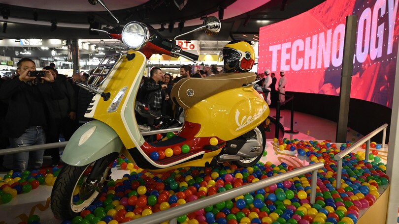 Vespa, le novità a EICMA 2019: FOTO