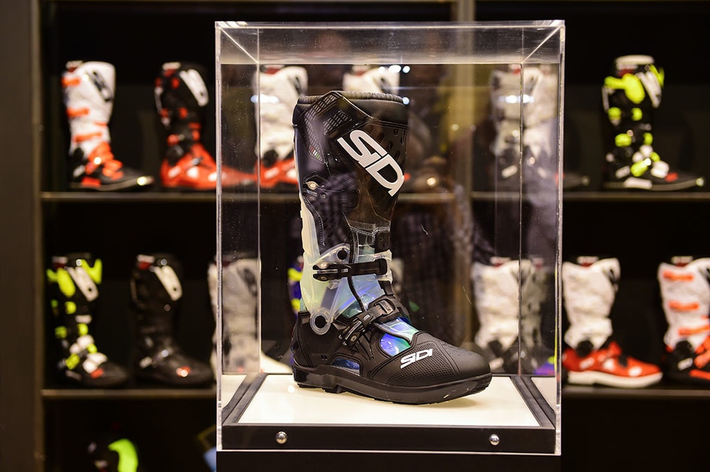 ATOJO SRS, Sidi col nuovo stivale offroad a EICMA 2019