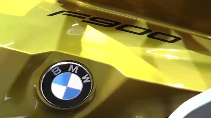 EICMA LIVE 2019: BMW F 900 XR e R VIDEO