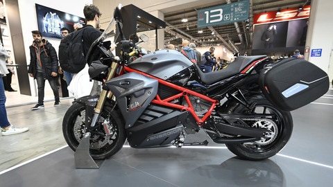 Energica, la gamma 2020 e la nuova Ribelle a EICMA 2019: FOTO