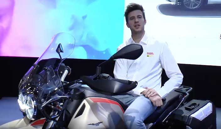 EICMA LIVE 2019: Moto Guzzi V85 TT Travel VIDEO