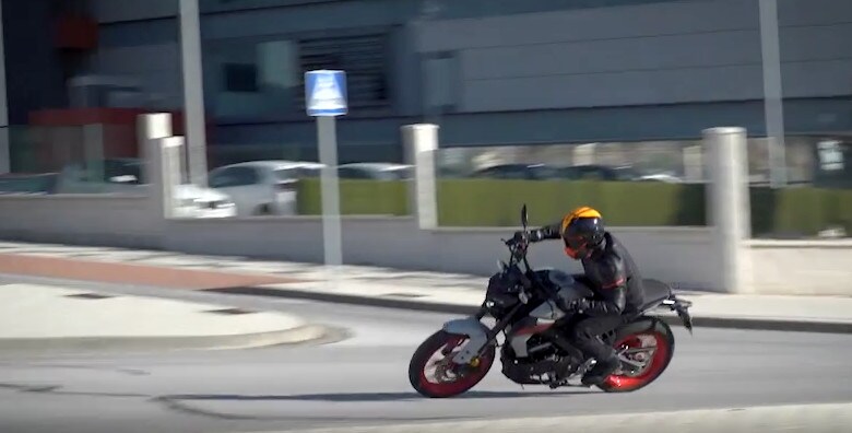 Video-prova: Yamaha MT125 e MT03, il lato dark delle piccole