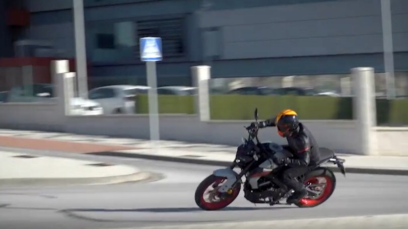 Video-prova: Yamaha MT125 e MT03, il lato dark delle piccole