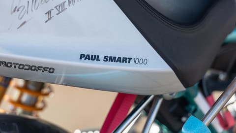 Ducati Paul Smart 1000LE all’asta, è ancora nell'imballaggio: FOTO