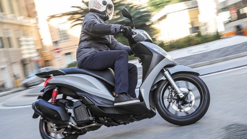 Prova Piaggio Medley 125 e 150: la giusta via di mezzo FOTO