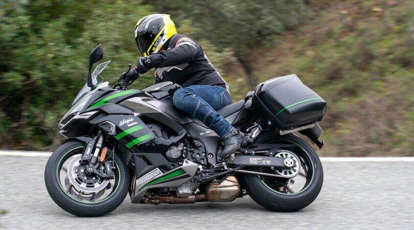 Kawasaki Ninja SX: il piacere assoluto di piegare forte