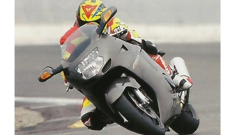 Rewind, Honda CBR 1100 XX: la signora del vento