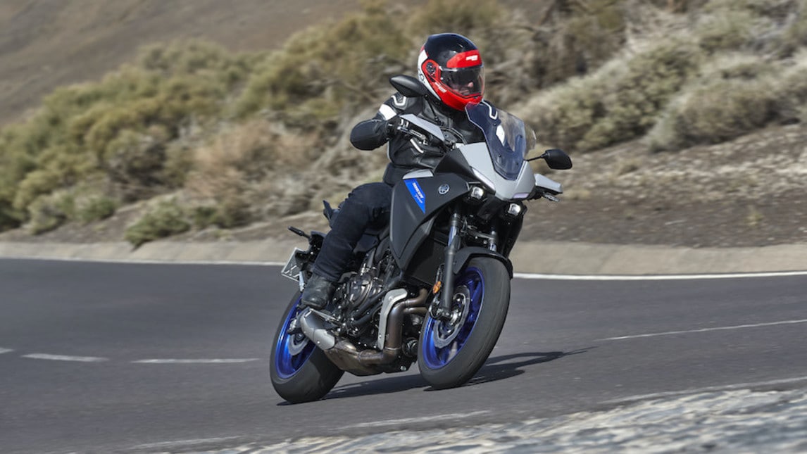 Yamaha Tracer 700 2020 Vs toboga infernale: scontro a colpi di pieghe