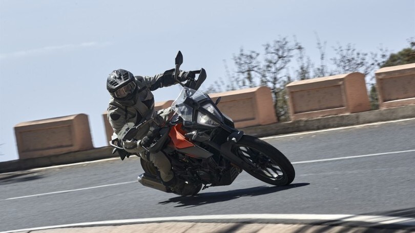Prova KTM 390 Adventure: piccola avventuriera FOTO