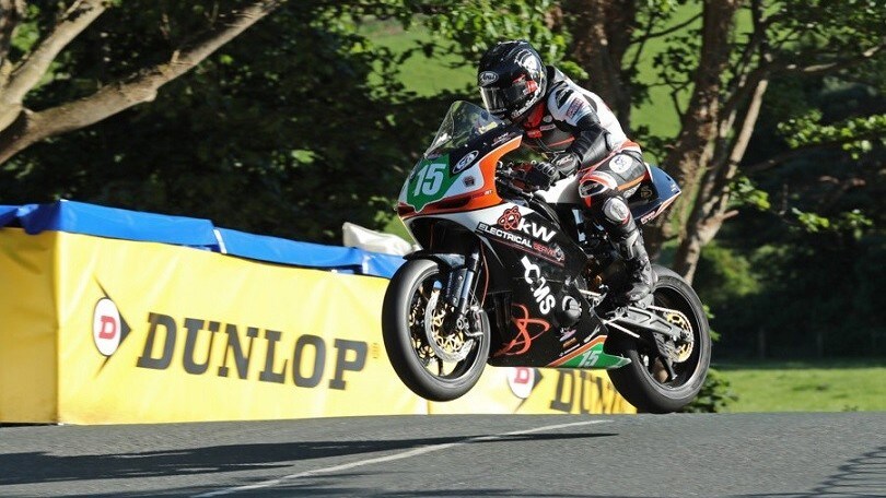 Tourist Trophy: riflessioni su quelle vite al limite