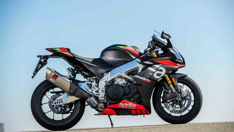 Aprilia RSV4 Factory, LE FOTO DELLA COMPARATIVA