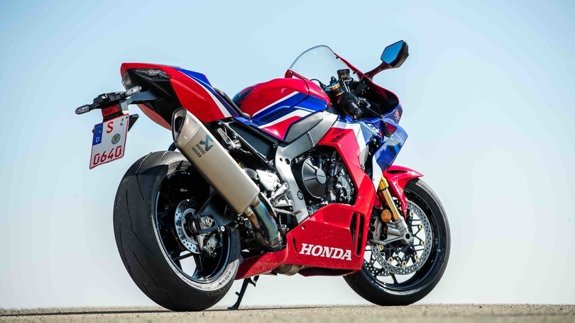 Honda CBR 1000 RR-R Fireblade SP, LE FOTO DELLA COMPARATIVA