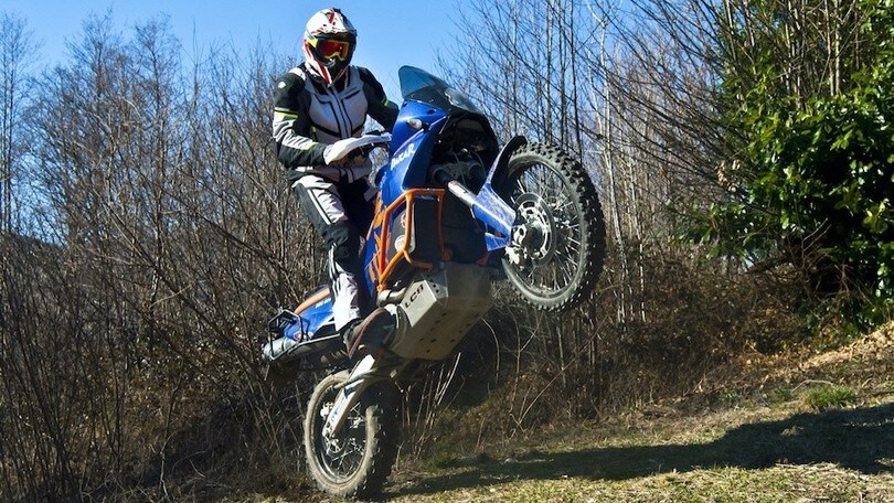 Clover Savana 3: la giacca da moto aggressiva e futuristica