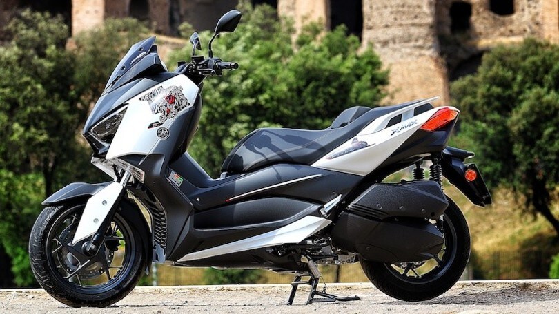 Prova, Yamaha XMax 300 'Roma Edition': l'ottavo Re |FOTO