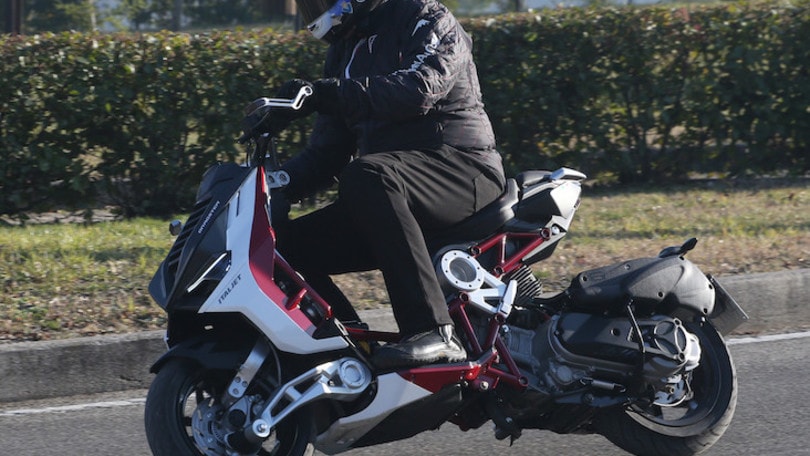 Prova Italjet Dragster 125: il coraggio di osare