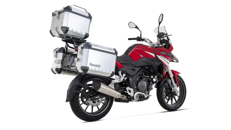 Benelli: nuove borse per l’estate - LE FOTO