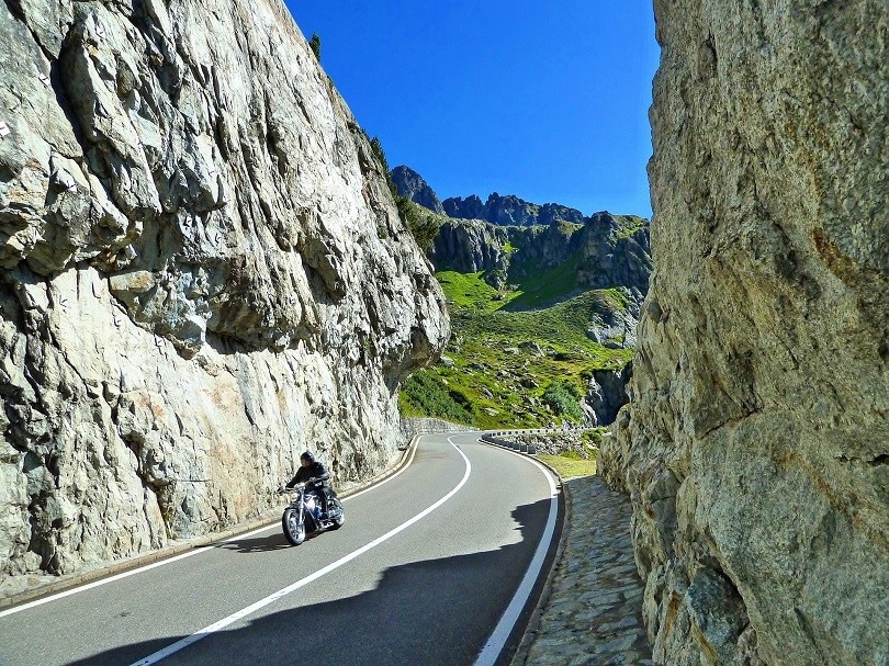 A 132 km/h con limite a 60: bannato per sempre dalla Svizzera