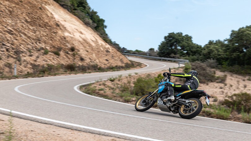 Prova Yamaha Ténéré 700 Rally Edition: ancora più off-road FOTO