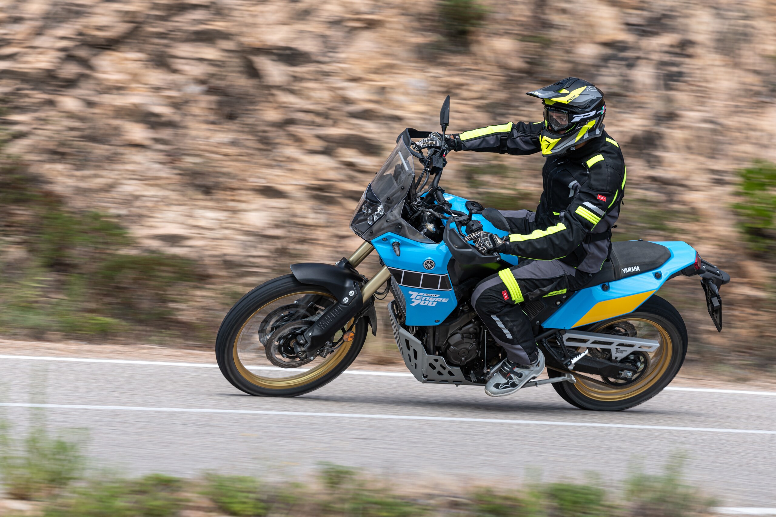 Prova Yamaha Ténéré 700 Rally Edition: ancora più off-road FOTO