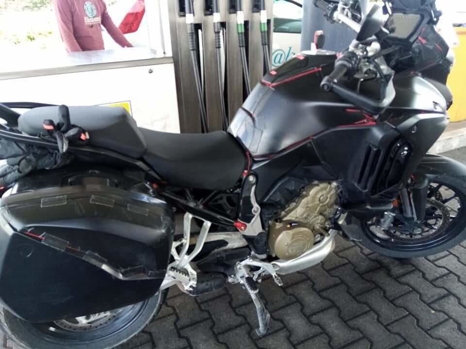 Multistrada V4: ultimi collaudi e motore da 1.158 cm3