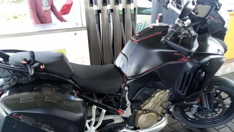 Multistrada V4: ultimi collaudi e motore da 1.158 cm3