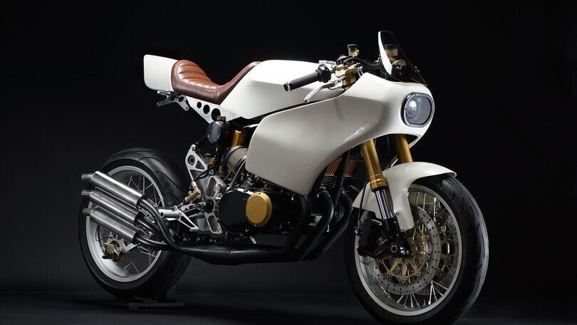 Suzuki GT380, la café racer anni '70 incontra la tecnologia