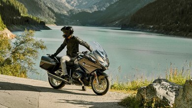 Svelata la BMW R 1250 RT 2021: sempre più in alto!