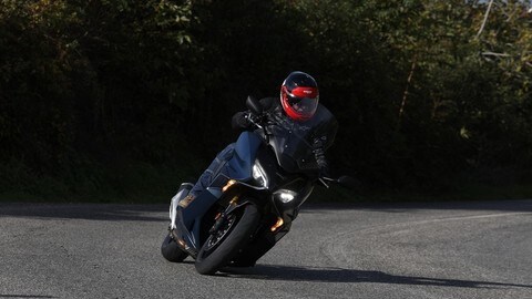 Prova Honda Forza 750 LE FOTO