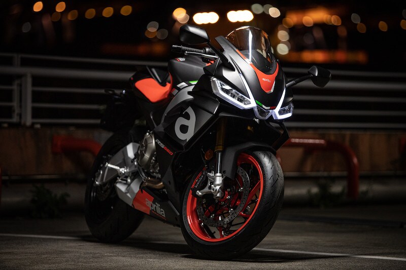 Aprilia RS 660: nuovo divertimento VIDEO