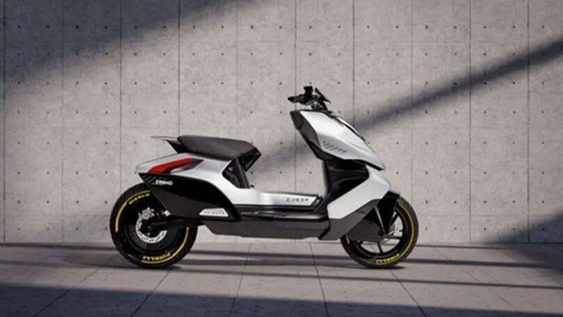 CFMoto, lo scooter elettrico ZEEHO Cyber FOTO