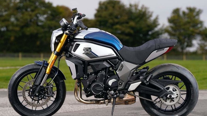 CFMoto CLX700, la naked cinese rivale della MT-07