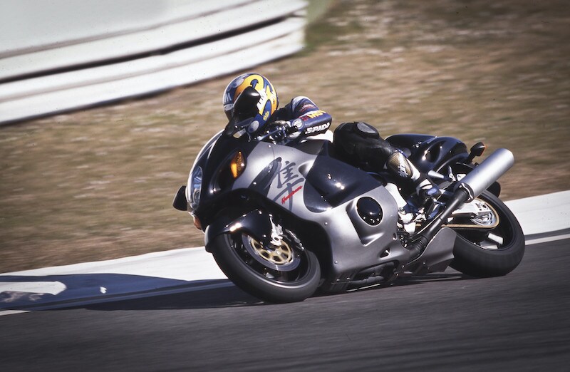 Rewind, Suzuki GSX-R 1300 Haybusa: fatta per volare