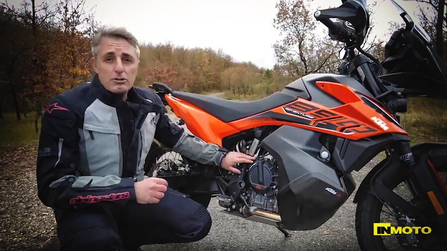 Prova KTM 890 Adventure, divertimento totale VIDEO