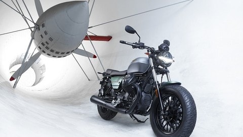 Moto Guzzi, ecco la Livrea Centenario FOTO