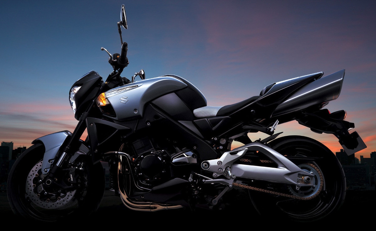 Suzuki B-King: la naked esagerata, forse troppo