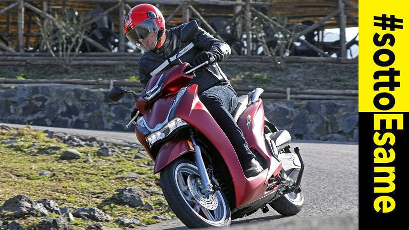 Test Honda SH350i: i voti del #SottoEsame