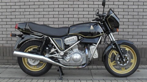 Hesketh V1000 FOTO