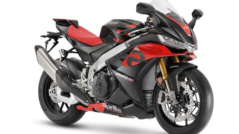 Aprilia RSV4 Factory 2021 FOTO