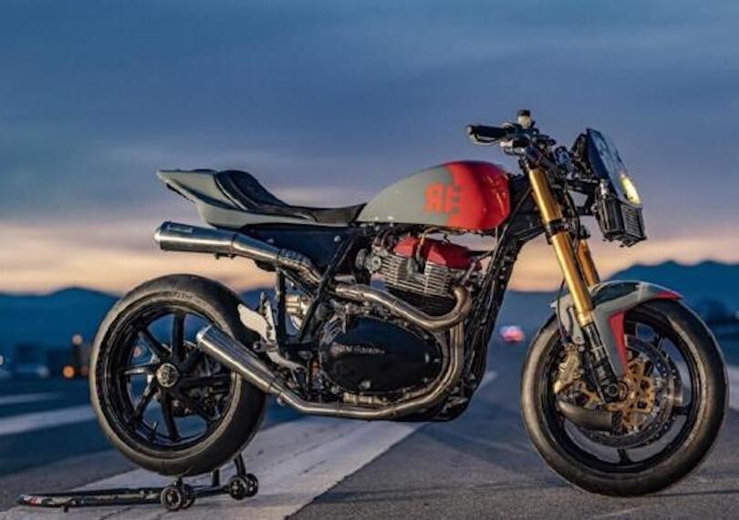 Royal Enfield, Crazy Garage porta la special GT 650 RS in pista