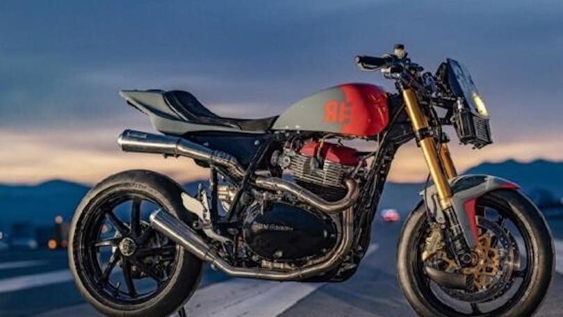 Royal Enfield, Crazy Garage porta la special GT 650 RS in pista