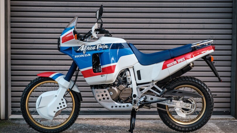 Honda Africa Twin del 1989 all'asta FOTO