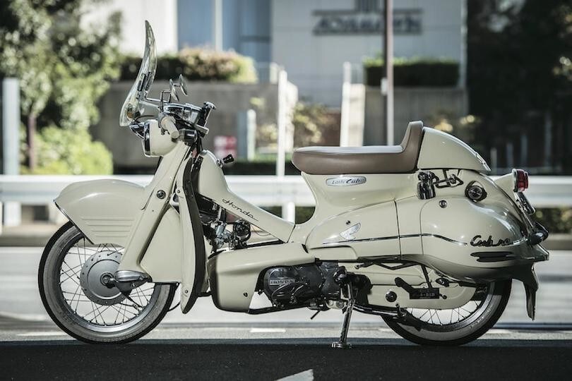 Honda, il mito Super Cub in versione custom King Cubra