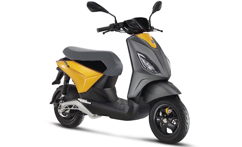Piaggio One, tre versioni per lo scooter presentato a Pechino